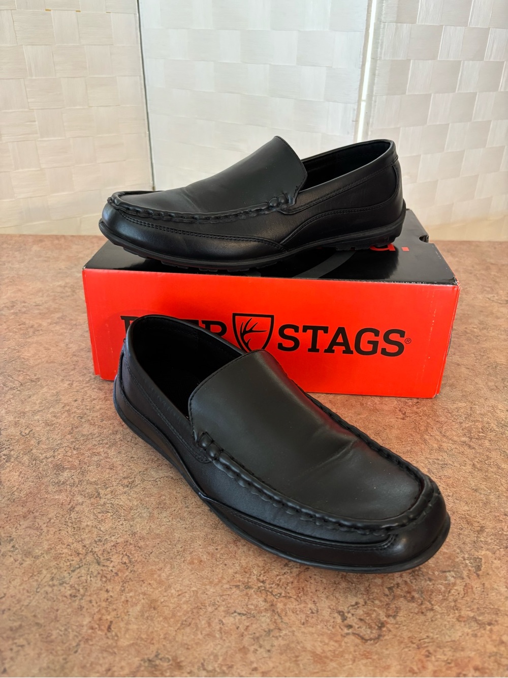 Men’s Deer Stags Black Slip On Comfort Dress Loafers Size 7